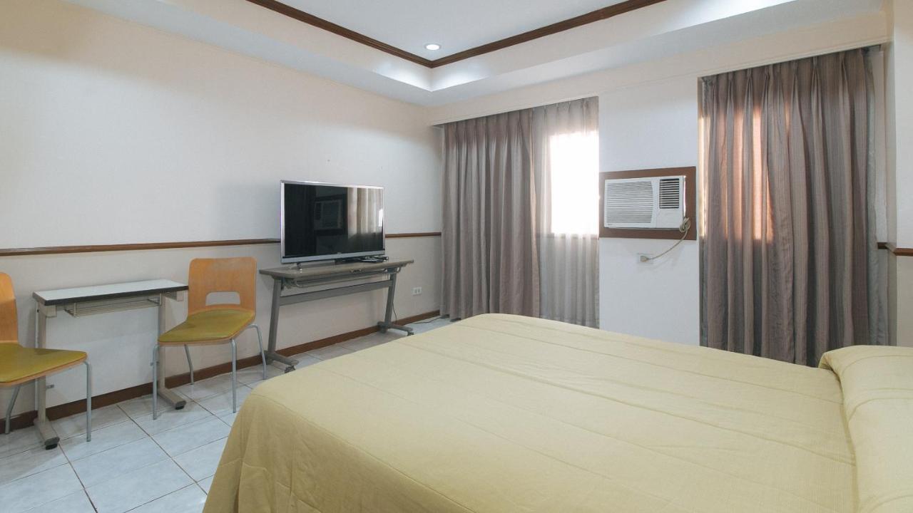Garden Plaza Hotel Μανίλα Εξωτερικό φωτογραφία