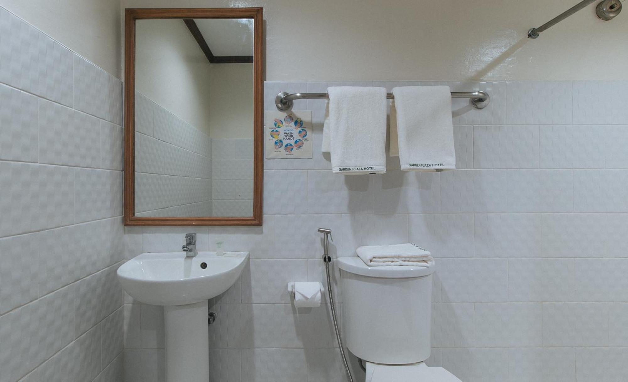 Garden Plaza Hotel Μανίλα Εξωτερικό φωτογραφία